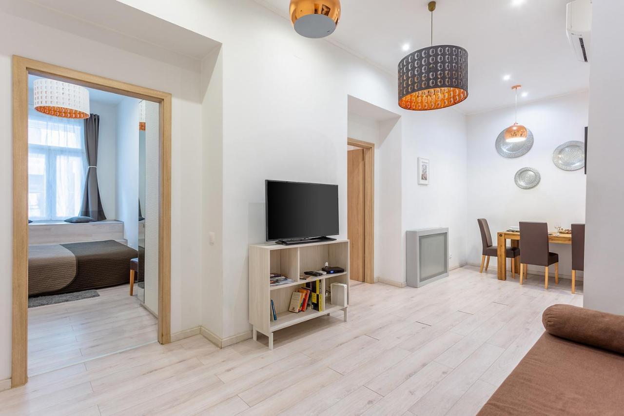 Goldcentral Apartment Dob Budapest Eksteriør bilde